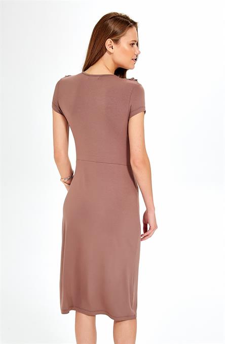 Yakası Fırfırlı Nakışlı Elbise 000-5009